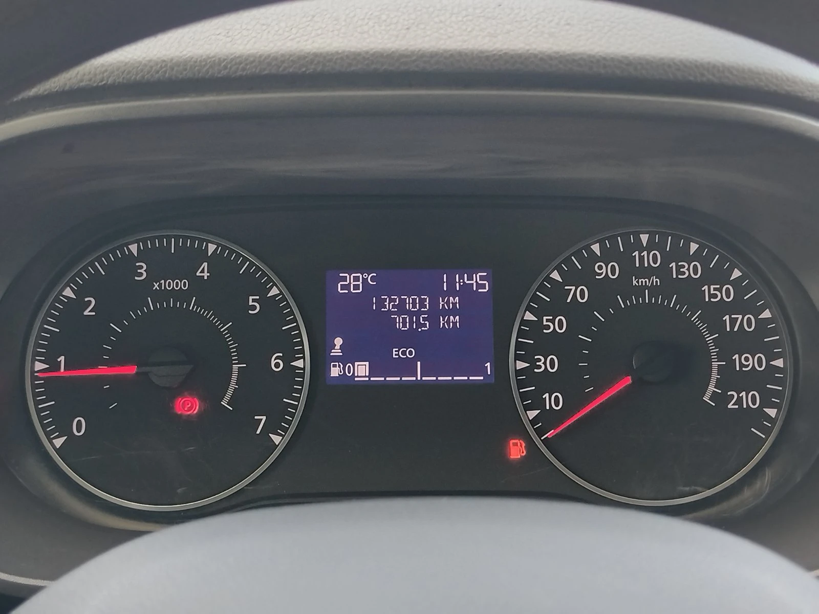 Dacia Duster 1.0Tce/100к.с./ECO-G, снимка 10 - Автомобили и джипове - 54930689