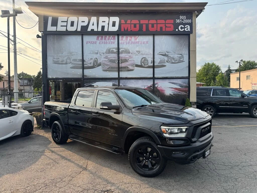 Dodge RAM 1500 Rebel Crew Cab 4WD