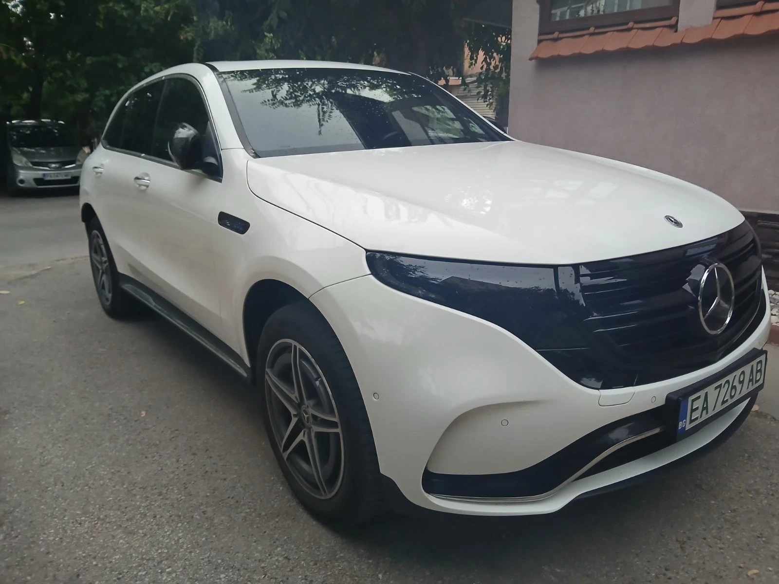 Mercedes-Benz EQC, снимка 3 - Автомобили и джипове - 56201418
