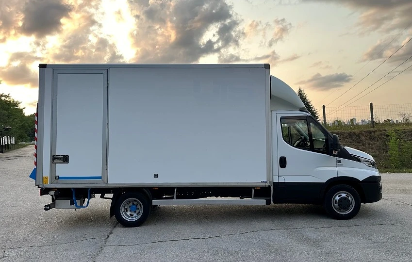 Iveco 35c15 3.0L* БОРД* 4.45м* КЛИМА* ДВ.ПАКЕТ РЕСОРИ* до3.5т  - изображение 4