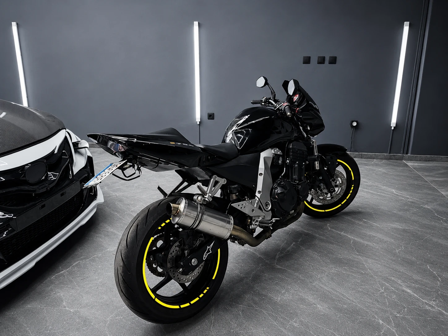 Kawasaki Z 750, снимка 2 - Мотоциклети и мототехника - 55344518