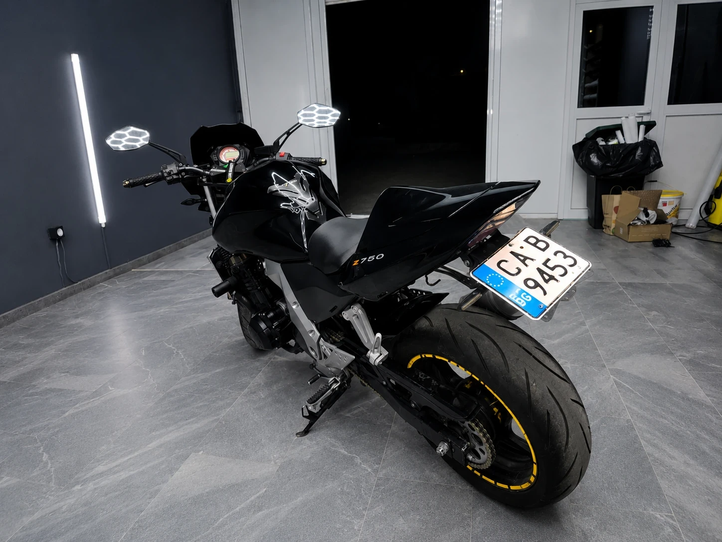 Kawasaki Z 750, снимка 3 - Мотоциклети и мототехника - 55344518