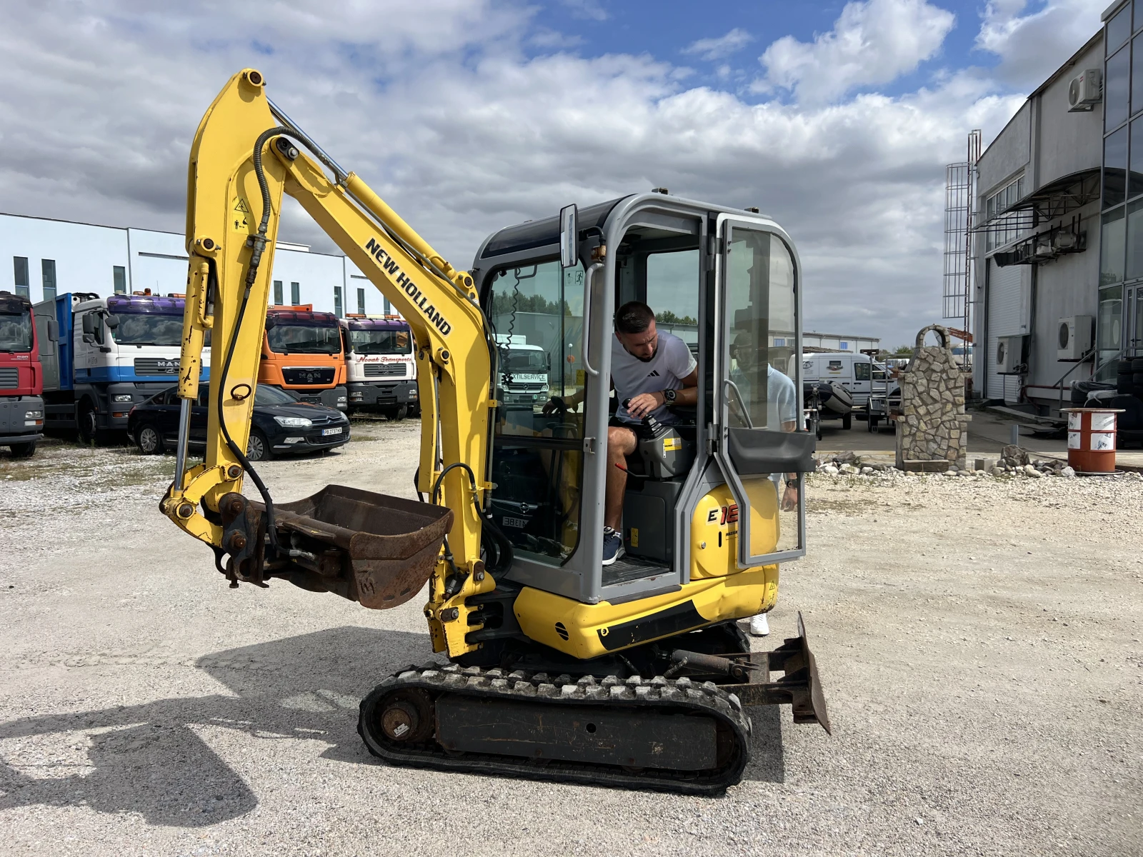  Bobcat 1.8-,  , ,  | Mobile.bg   16