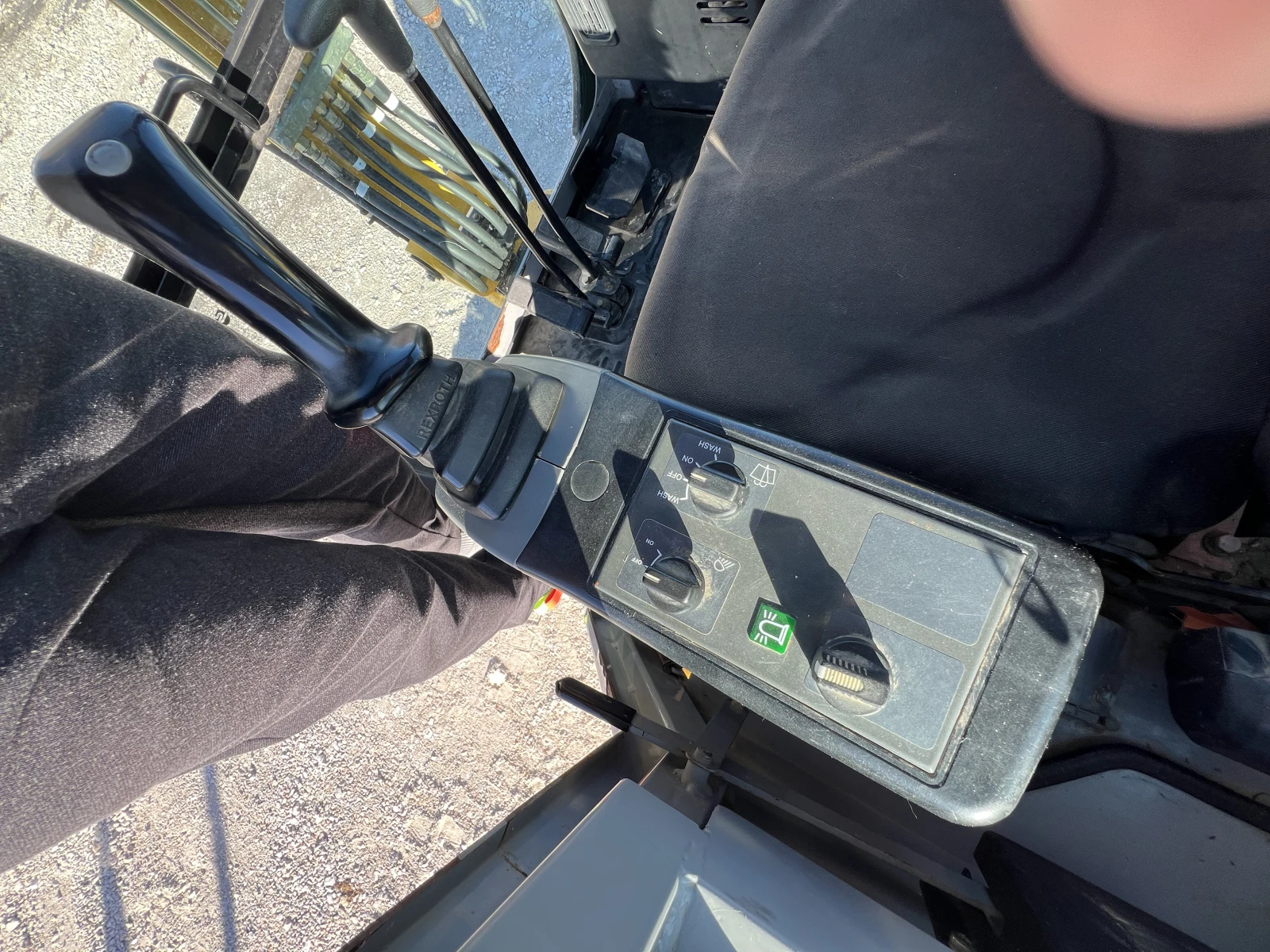  Bobcat 1.8-,  , ,  | Mobile.bg   14