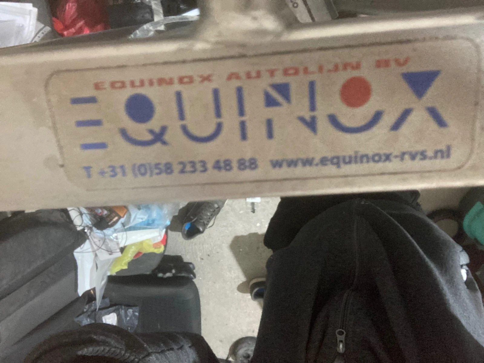   Inox | Mobile.bg   2