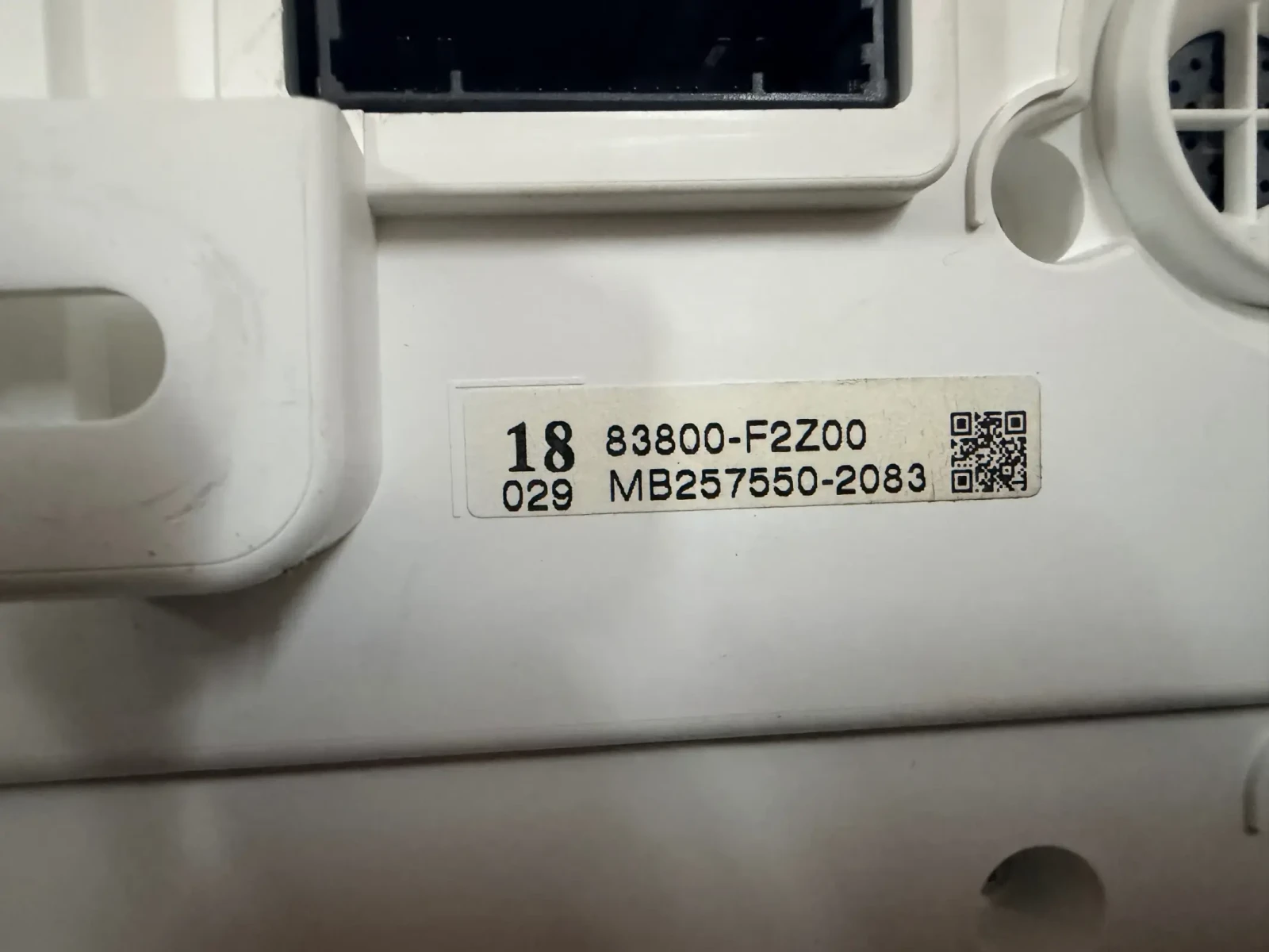 83800-F2Z00 Километраж TOYOTA COROLLA HYBRID  2020 83800-F2Z00, снимка 3 - Части - 54065374