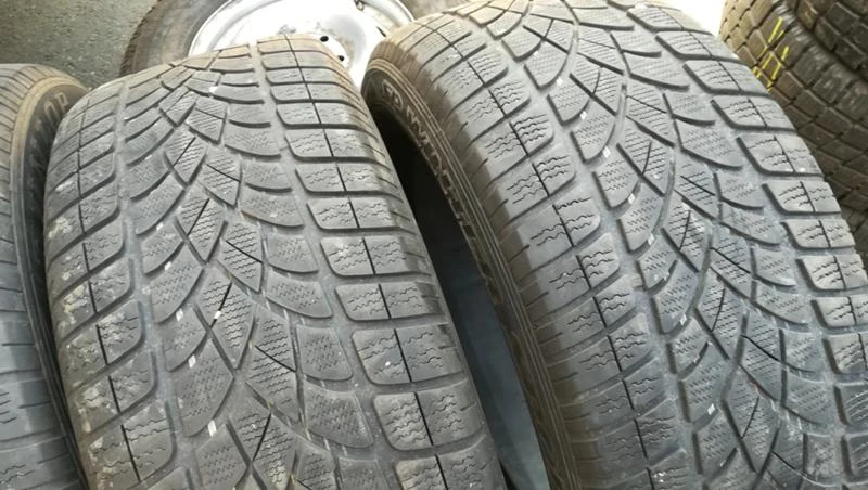 Гуми Зимни 265/50R19, снимка 4 - Гуми и джанти - 26740888