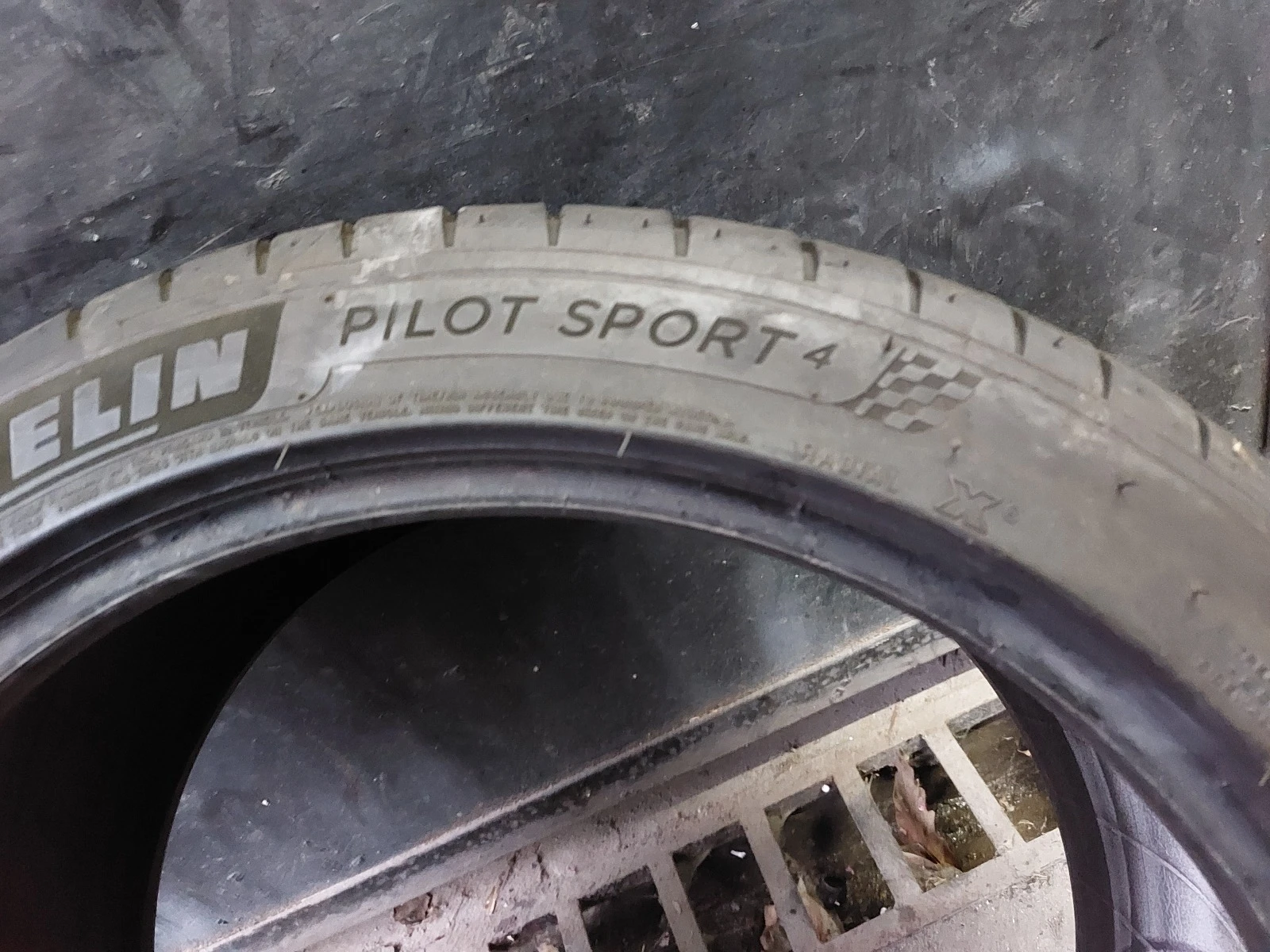 ���� 245/40R18 | Mobile.bg � ����������� 5