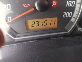 Suzuki Swift 1.3 vvti 90кс газ/бензин , снимка 12