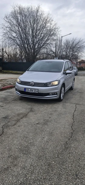 VW Touran 1.6 дизе 110к.с. Автоматик, Навигация, Фул екстри , снимка 3