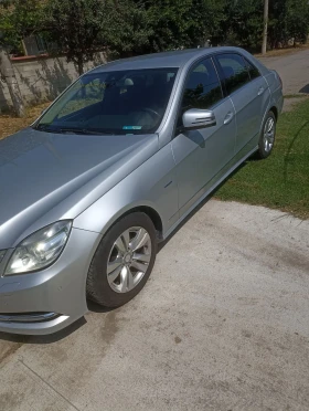Обява за продажба на Mercedes-Benz E 220 ~18 600 лв. - изображение 1