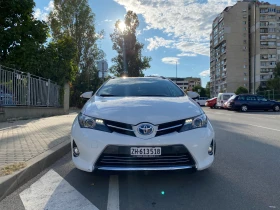 Обява за продажба на Toyota Auris 1.8 бензин/ ток ~15 390 лв. - изображение 1