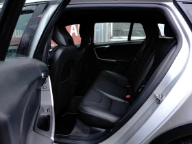 Volvo V60 Cross Country 2.4 D4-190. Euro-6b Momentum AWD | Mobile.bg    14