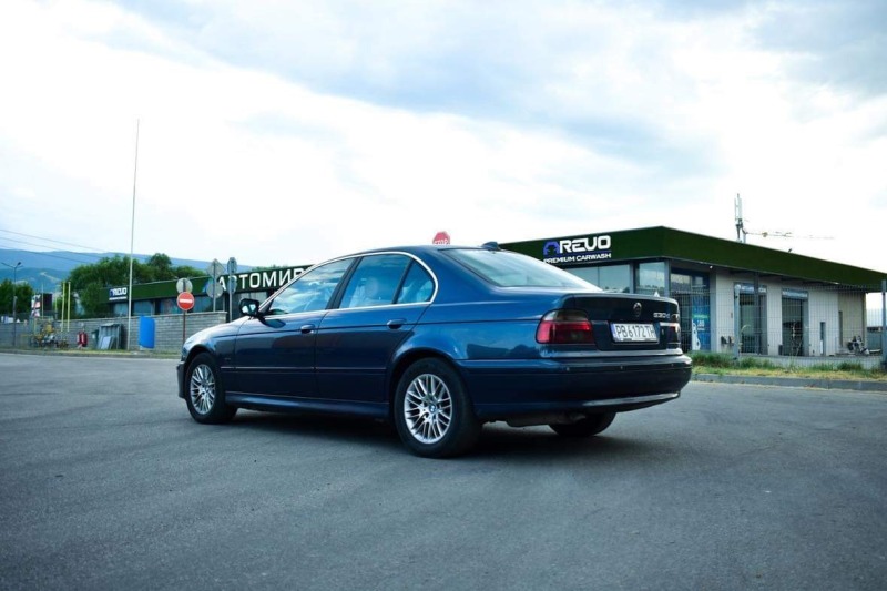 BMW 530 3.0D, снимка 5 - Автомобили и джипове - 46461786