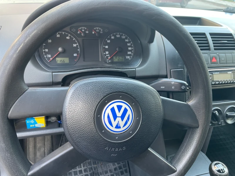 VW Polo 1.4, снимка 7 - Автомобили и джипове - 46851417