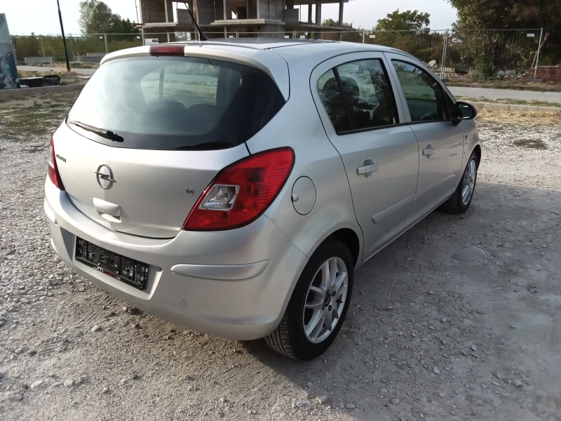 Opel Corsa 1.4i-90kc., снимка 8 - Автомобили и джипове - 47184316