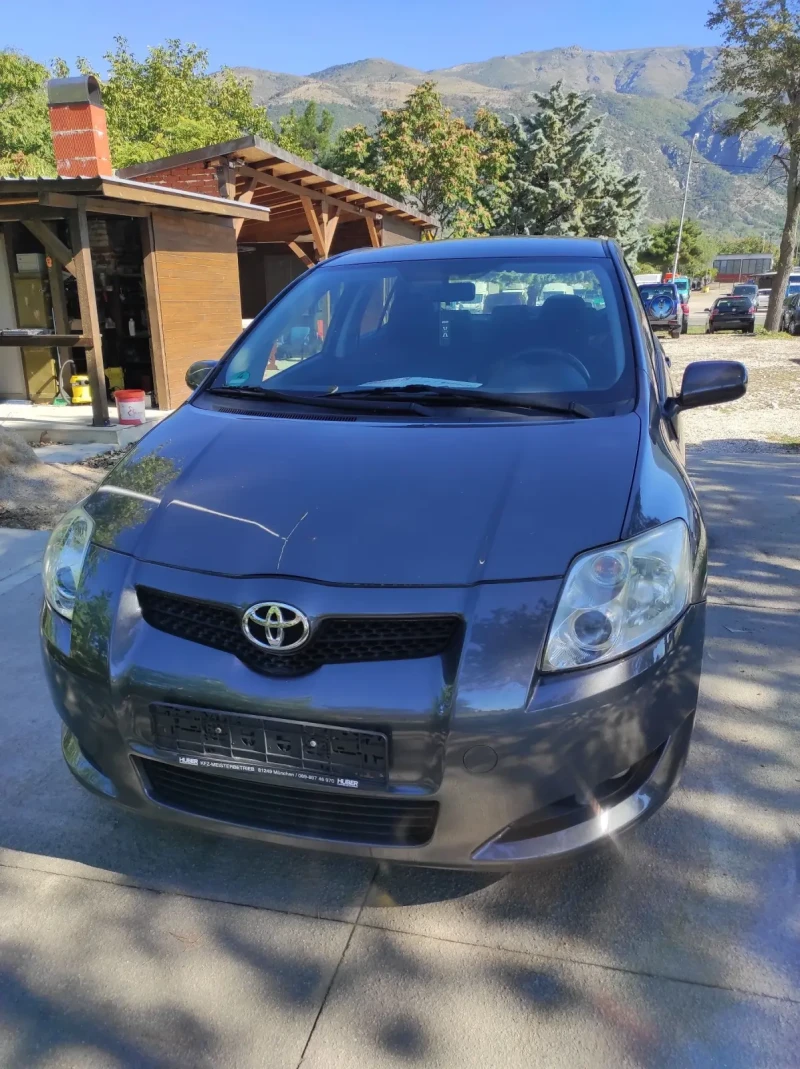 Toyota Auris 1.4, снимка 2 - Автомобили и джипове - 47447219