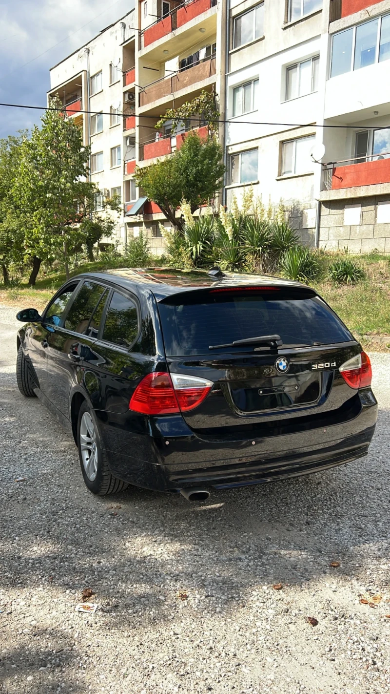 BMW 320, снимка 3 - Автомобили и джипове - 47486042