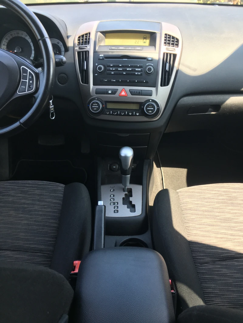 Kia Ceed, снимка 7 - Автомобили и джипове - 47520193