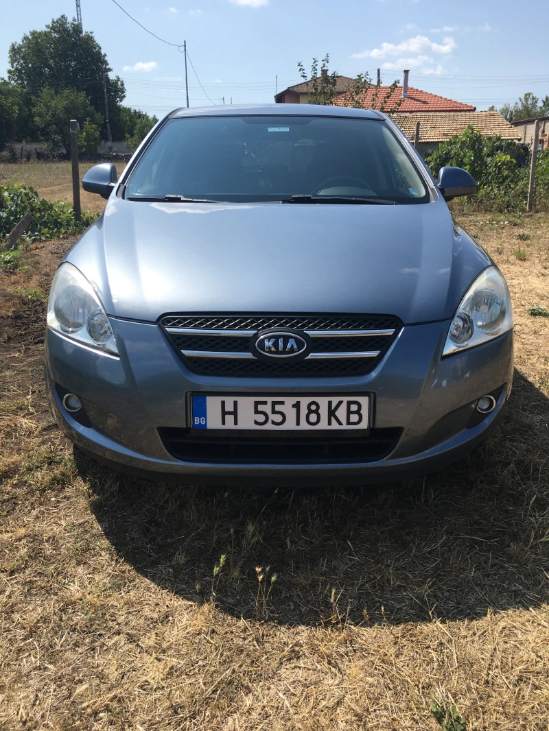 Kia Ceed, снимка 1 - Автомобили и джипове - 47520193