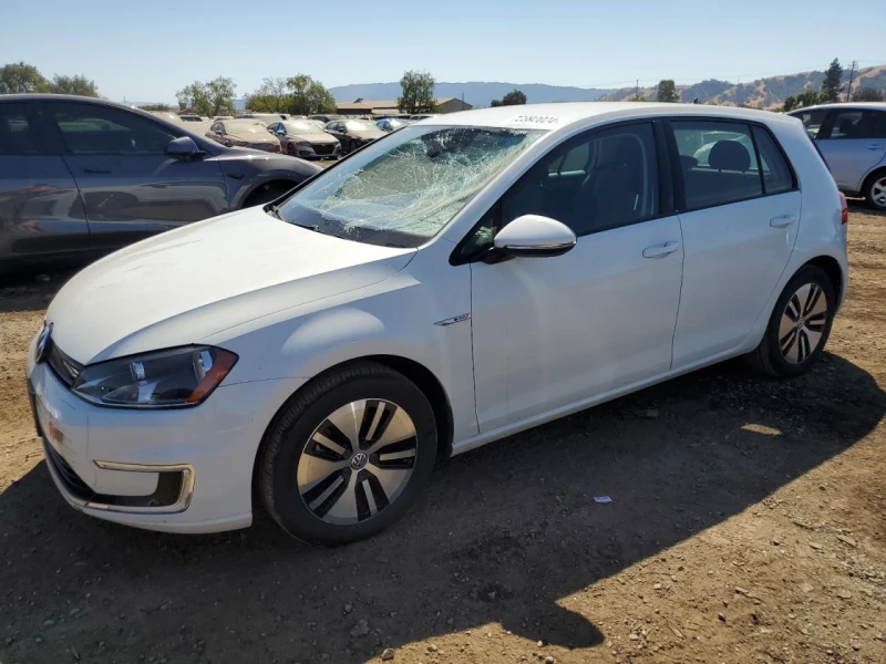 VW Golf E-GOLF SE, снимка 2 - Автомобили и джипове - 47562326