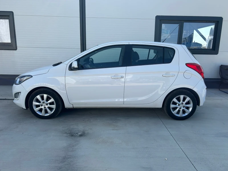 Hyundai I20 1.4 CRDI 90ps, снимка 6 - Автомобили и джипове - 51880946