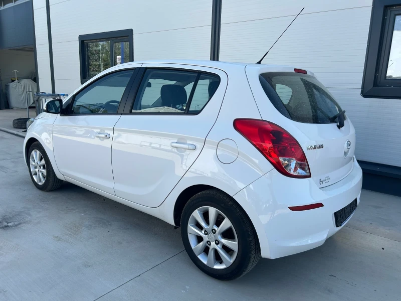Hyundai I20 1.4 CRDI 90ps, снимка 5 - Автомобили и джипове - 51880946