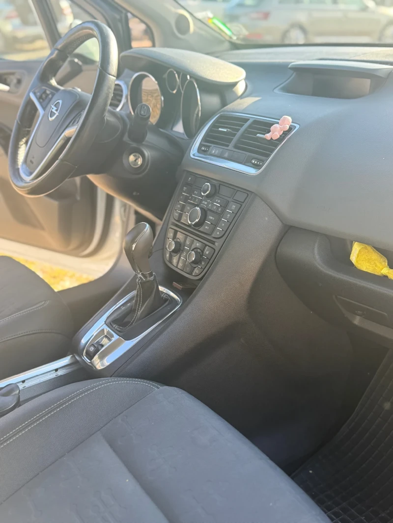 Opel Meriva 1.7DCI, снимка 9 - Автомобили и джипове - 52185970