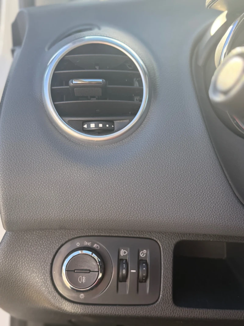 Opel Meriva 1.7DCI, снимка 11 - Автомобили и джипове - 52185970