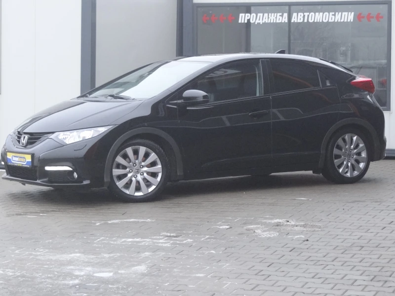 Honda Civic 1.8i-Auto/Koja/Navi/Panorama/Keyless/Xenon/Camera/, снимка 2 - Автомобили и джипове - 53061306