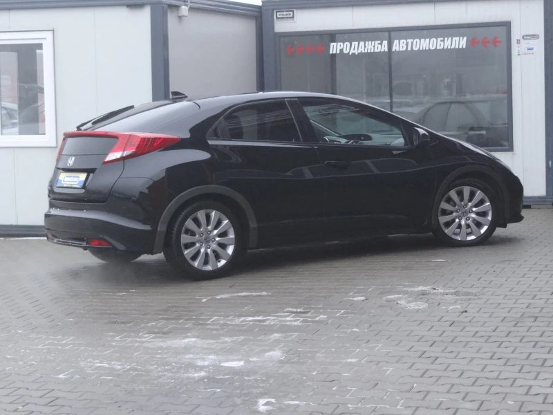 Honda Civic 1.8i-Auto/Koja/Navi/Panorama/Keyless/Xenon/Camera/, снимка 5 - Автомобили и джипове - 53061306