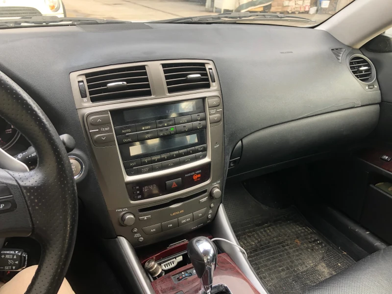 Lexus IS 250 is250, снимка 8 - Автомобили и джипове - 53256004