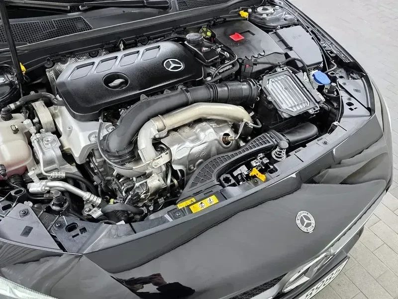 Mercedes-Benz A 220 * 2.0L* , снимка 15 - Автомобили и джипове - 54963376