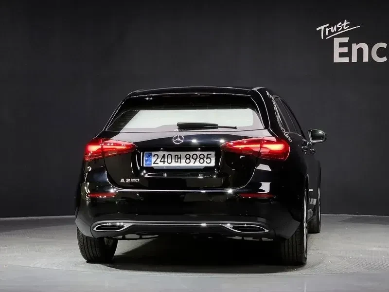 Mercedes-Benz A 220 * 2.0L* , снимка 13 - Автомобили и джипове - 54963376