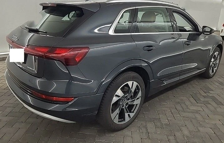 Audi E-Tron ОЧАКВАН ВНОС/ДАНЪЧЕН КРЕДИТ/ETRON50GUATTRO ADVANCE, снимка 6 - Автомобили и джипове - 55626309