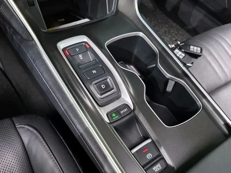 Honda Accord, снимка 9 - Автомобили и джипове - 56690076