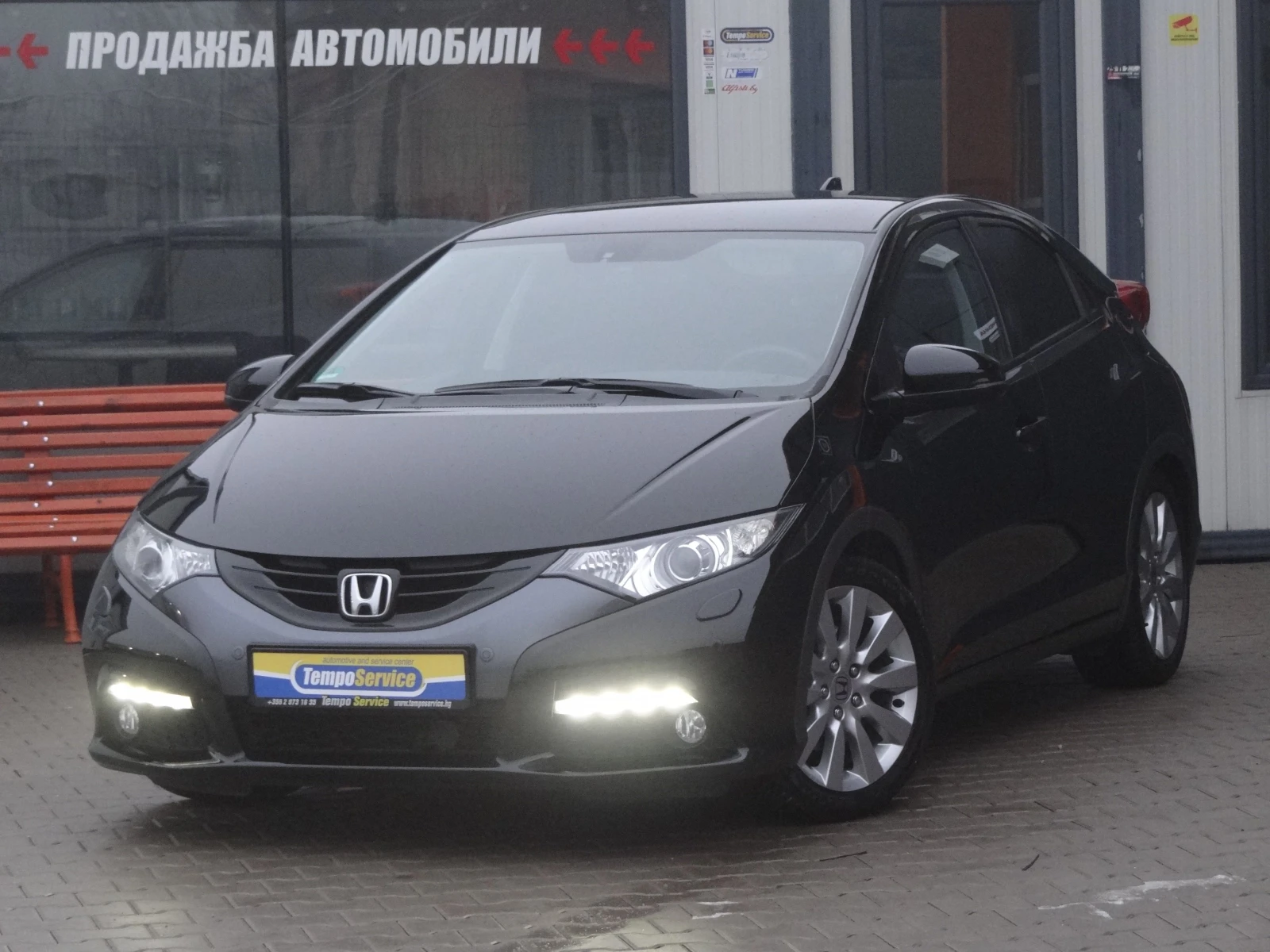 Honda Civic 1.8i-Auto/Koja/Navi/Panorama/Keyless/Xenon/Camera/, снимка 1