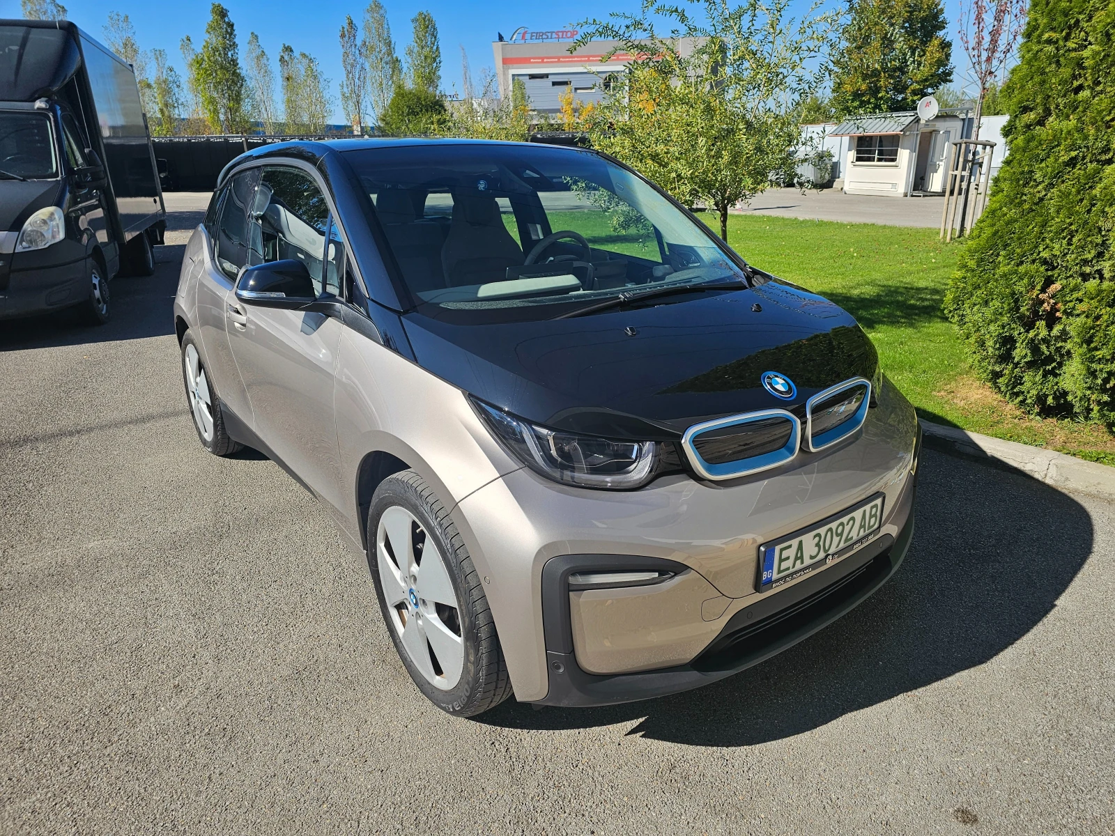 BMW i3  - изображение 3