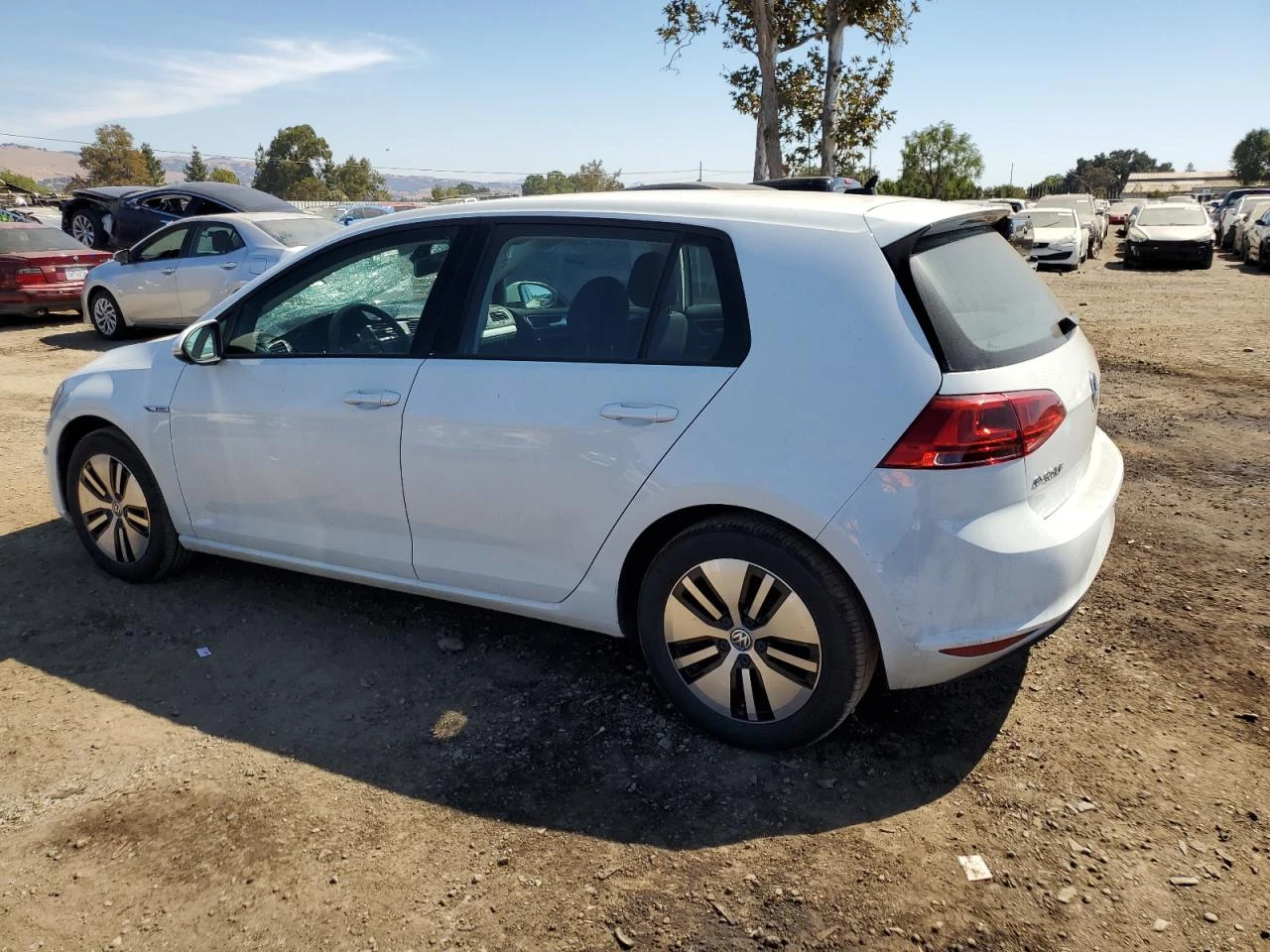 VW Golf E-GOLF SE - изображение 3