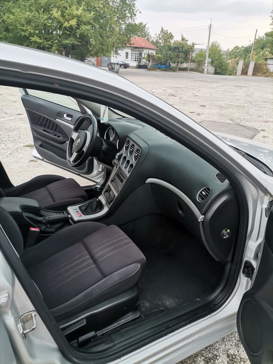 Alfa Romeo 159  - изображение 3