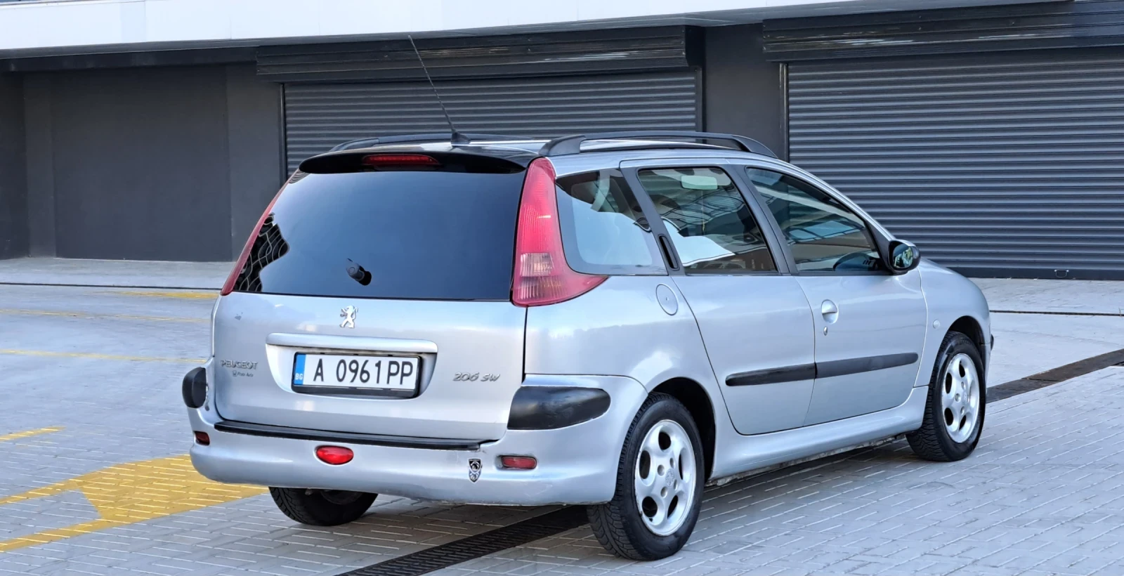Peugeot 206 1.4I/206SW - изображение 6