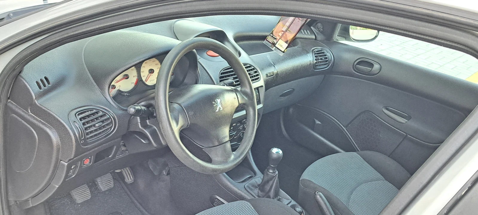 Peugeot 206 1.4I/206SW - изображение 9