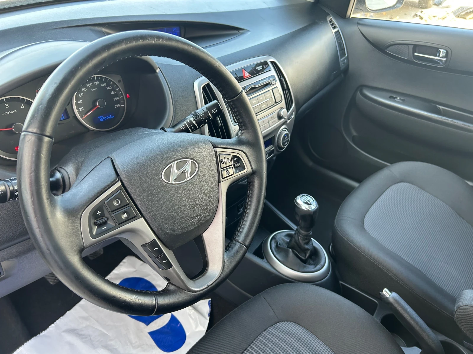 Hyundai I20 1.4 CRDI 90ps | Mobile.bg — изображение 16