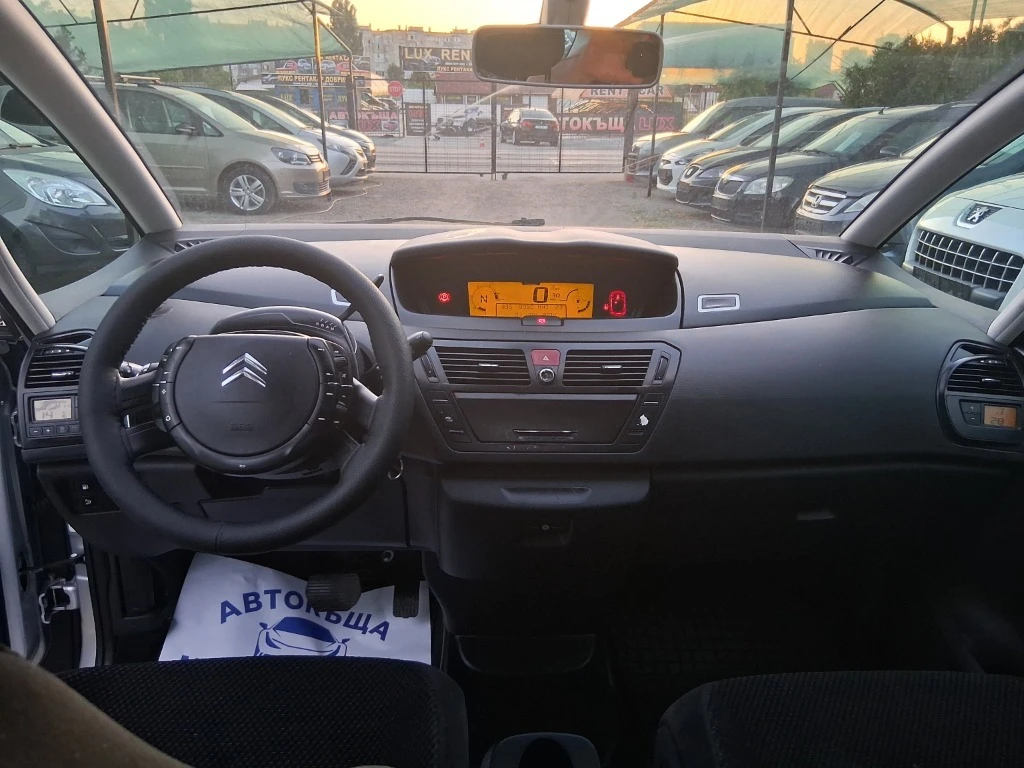 Citroen C4 Picasso 7 МЕСТНА - AВТОМАТИК - изображение 7