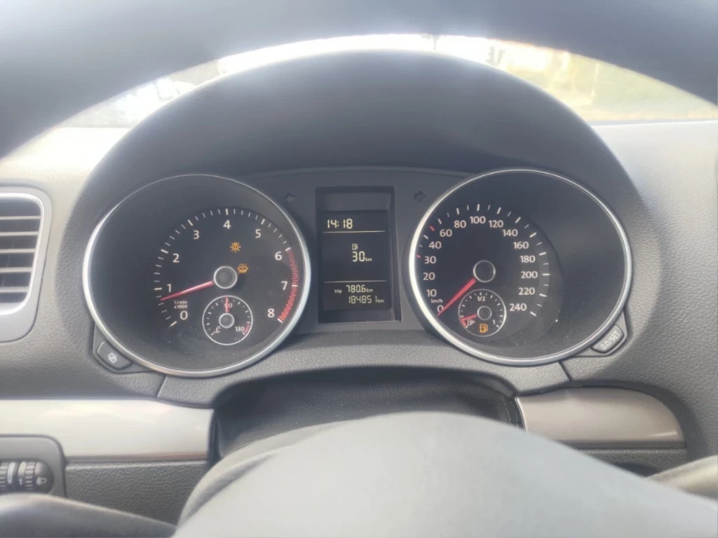 VW Golf Хечбек - изображение 8