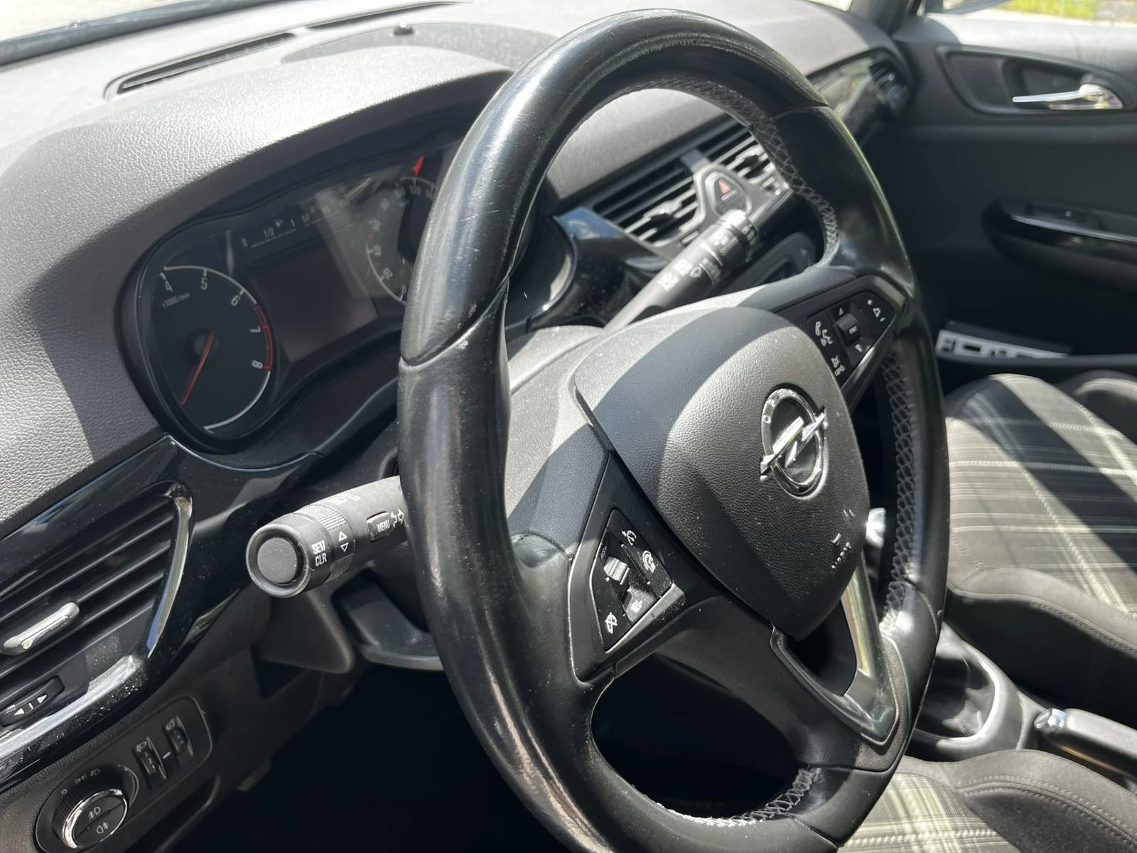 Opel Corsa  - изображение 8