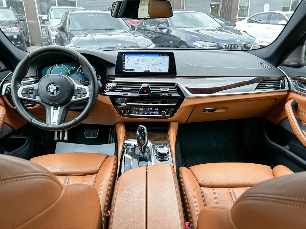 BMW 530 xDrive* M-pack* LASER* HUD* FULL - изображение 8