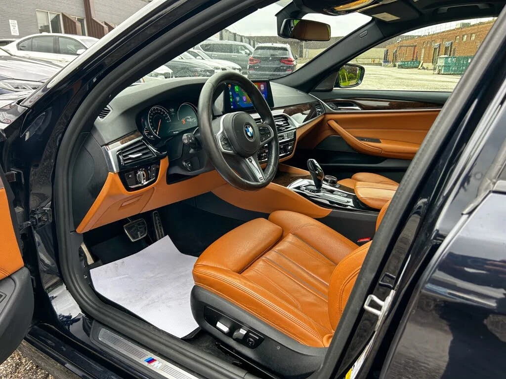BMW 530 xDrive* M-pack* LASER* HUD* FULL - изображение 7