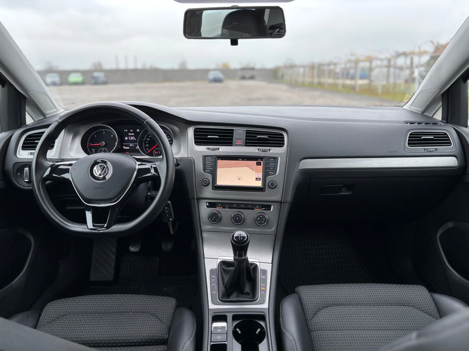 VW Golf 1.6 TDI | Mobile.bg   12
