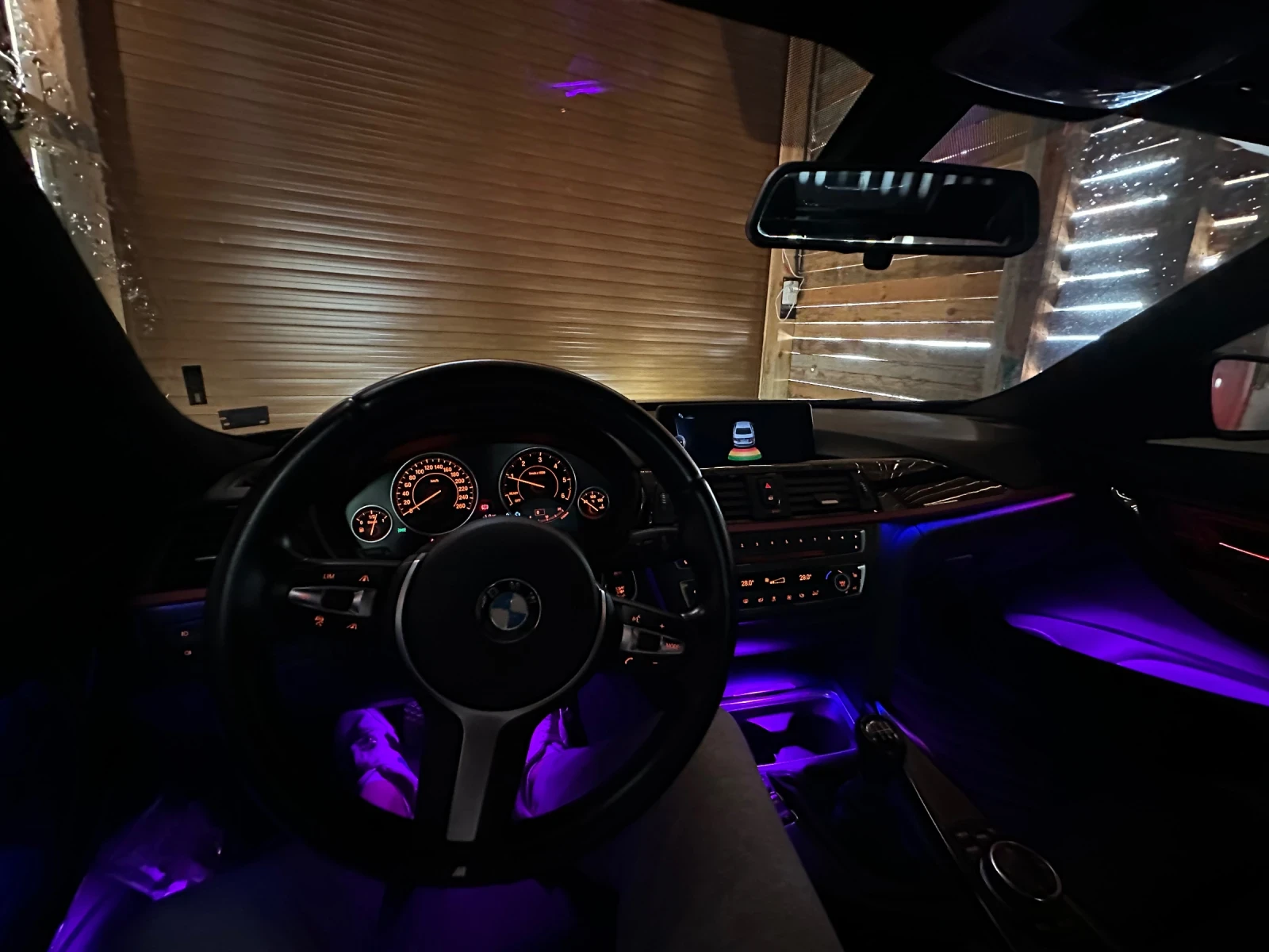 BMW 320 Оригинален М пакет - изображение 9